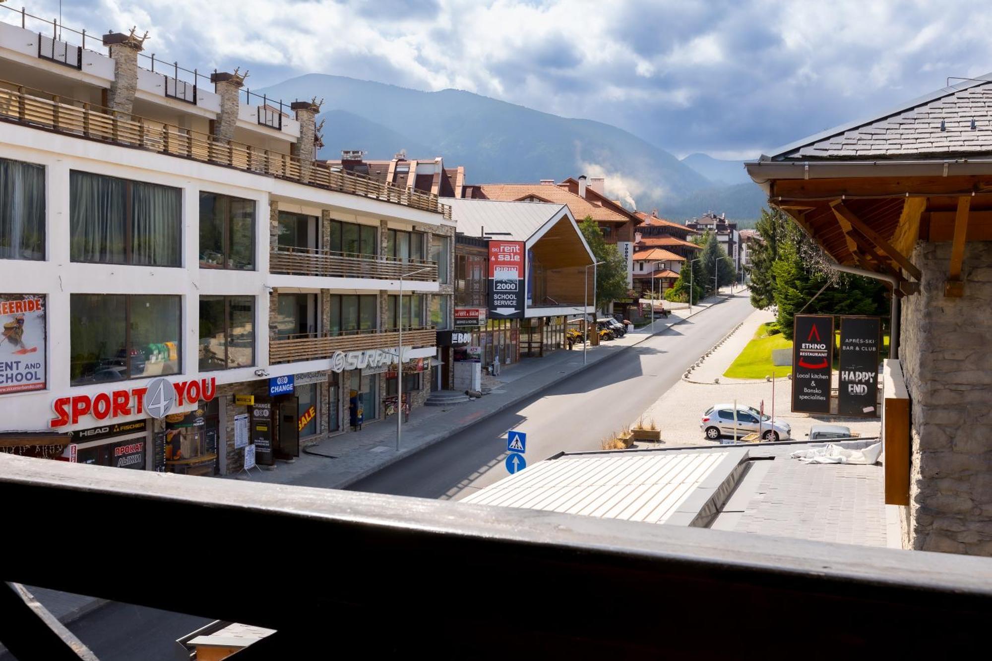 Granat Gondola Lift Apartments Bansko Exterior photo